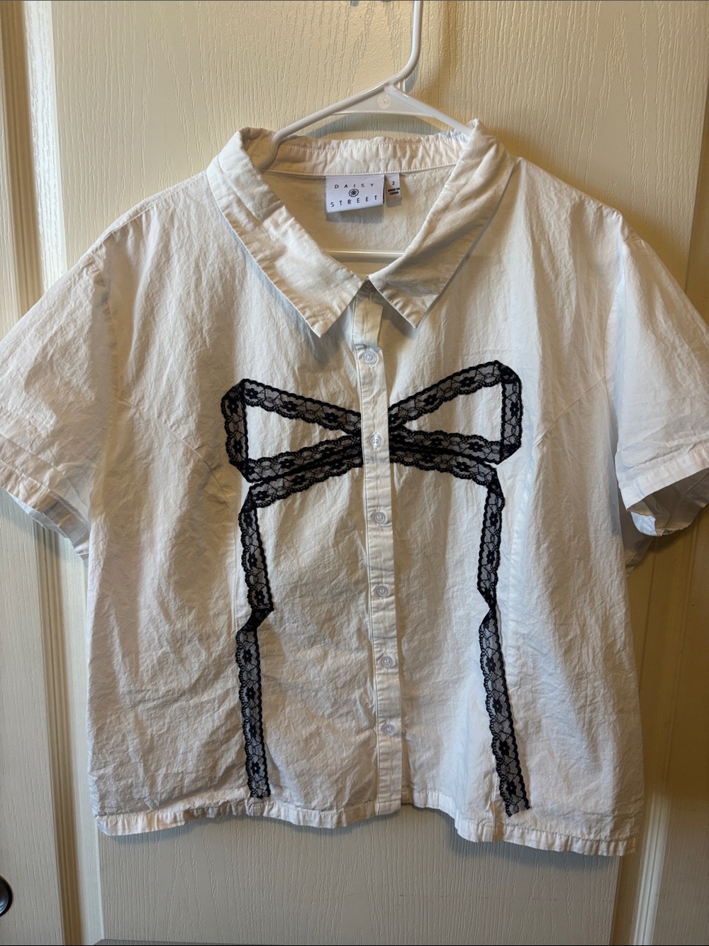 ASOS Daisy Street White Short-Sleeve Button-Down Shirt with Black Lace Bow